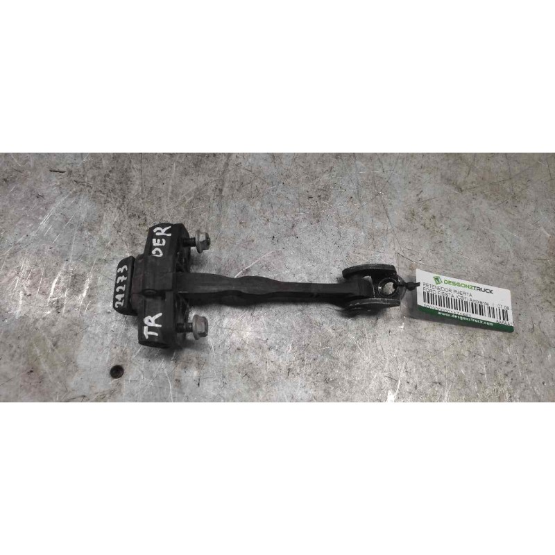 Recambio de retenedor puerta para ford fiesta (cb1) ambiente referencia OEM IAM 8A6AA27200 TRASERA DERECHA 