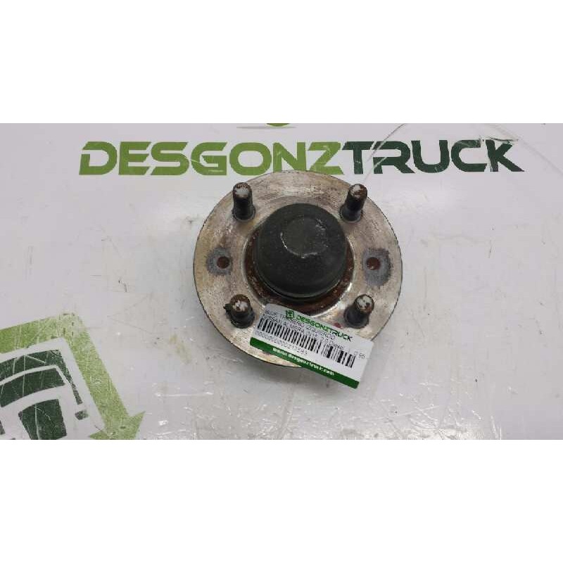 Recambio de buje trasero izquierdo para nissan almera (n15) 2.0 diesel referencia OEM IAM   