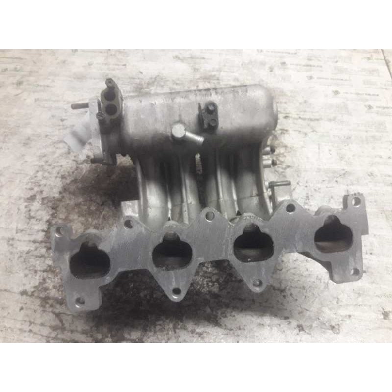 Recambio de colector admision para hyundai matrix (fc) 1.6 gls referencia OEM IAM - Gris 4
