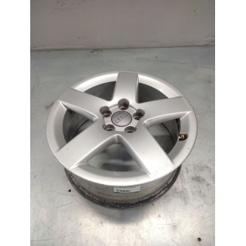 Recambio de llanta para audi a3 (8l) 1.9 tdi ambiente referencia OEM IAM 6J X 15 H2 ET38 8L0601025P 5 TORNILLOS