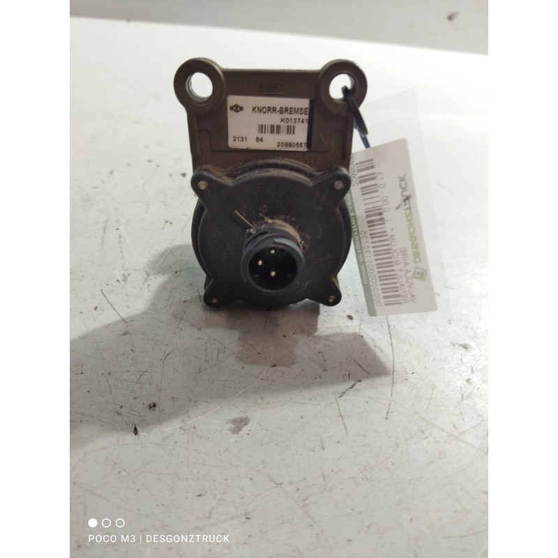 Recambio de valvula aire para renault midlum referencia OEM IAM 20850557 K013741 ELECTRO VALVULA SENSOR ALTURA ECAS