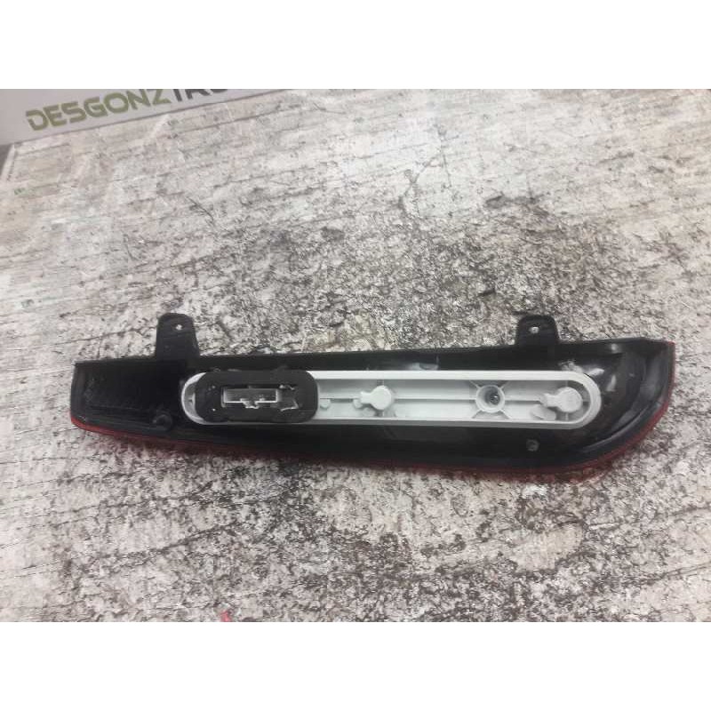 Recambio de piloto trasero derecho para ford focus sportbreak (cap) ghia referencia OEM IAM 2