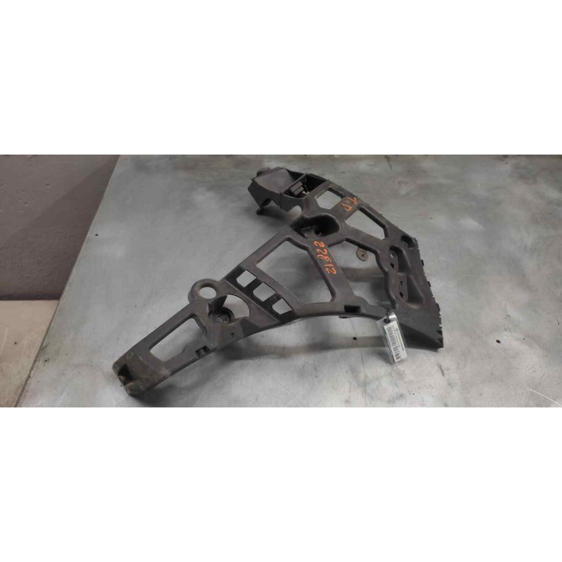 Recambio de soportes paragolpes para renault megane iii berlina 5 p dynamique referencia OEM IAM   TRASERO DERECHO