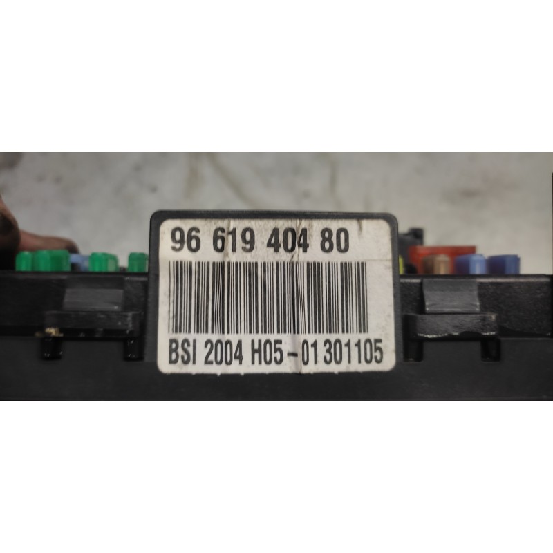 Recambio de caja reles / fusibles para peugeot 307 berlina (s2) xs referencia OEM IAM 9661940480 BSI - Negro 2