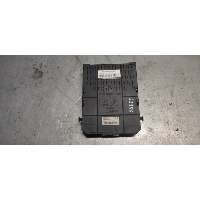Recambio de caja reles / fusibles para peugeot 307 berlina (s2) xs referencia OEM IAM 9661940480 BSI - Negro 3