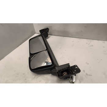 RETROVISOR IZQUIERDO 
