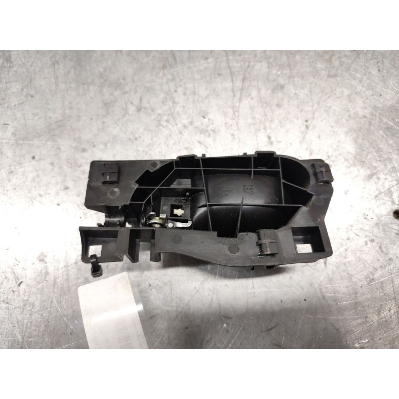 Recambio de maneta interior trasera derecha para peugeot 207 sw confort referencia OEM IAM - Blanco 2