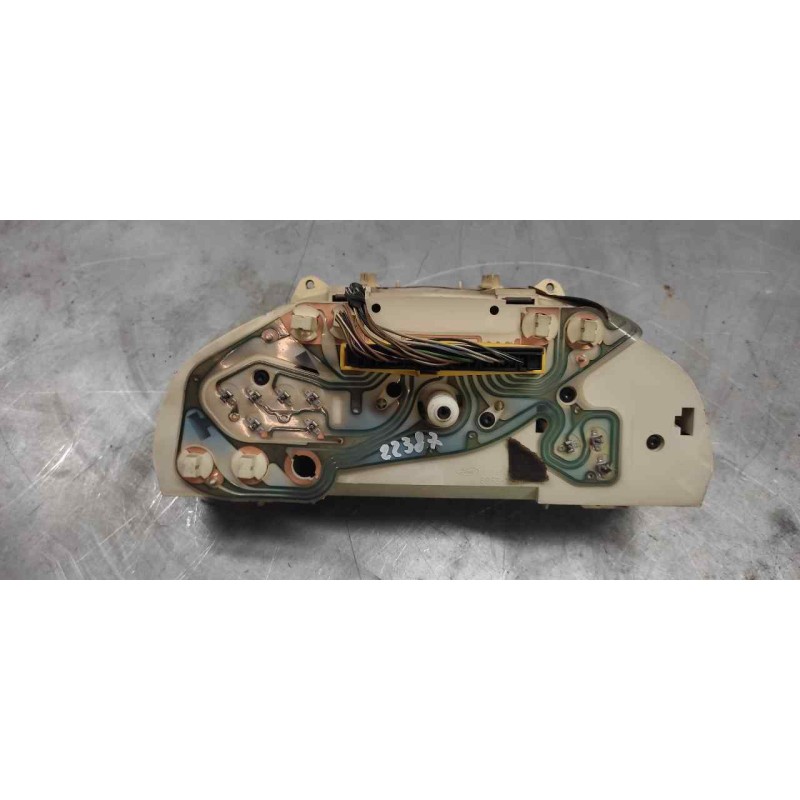 Recambio de cuadro instrumentos para ford fiesta berl./courier surf referencia OEM IAM 89FB10849DC - Rojo 3