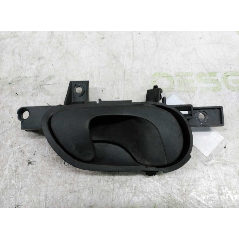 Recambio de maneta interior delantera izquierda para fiat scudo (222) 2.0 jtd familiar (8 asientos) referencia OEM IAM 147097107