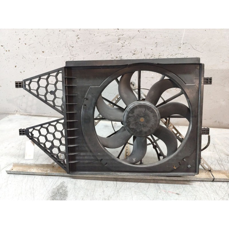 Recambio de electroventilador para volkswagen polo v (6r1, 6c1) 1.6 tdi referencia OEM IAM 6R0121207A - Negro 2