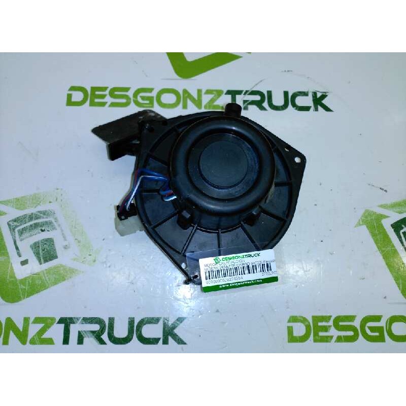 Recambio de ventilador calefaccion para nissan vanette cargo (hc23) familiar (5 asientos) referencia OEM IAM 272207C302  