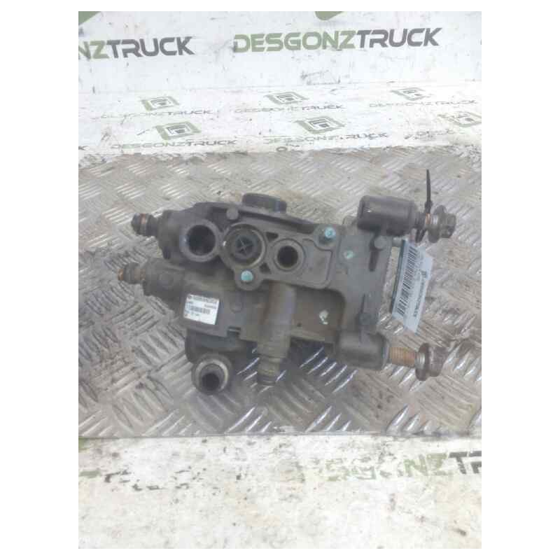 Recambio de valvula aire para iveco stralis (as) fsa t / fp lt 4x2 gran espacio referencia OEM IAM LA8606 K040604 VALVULA SECADO