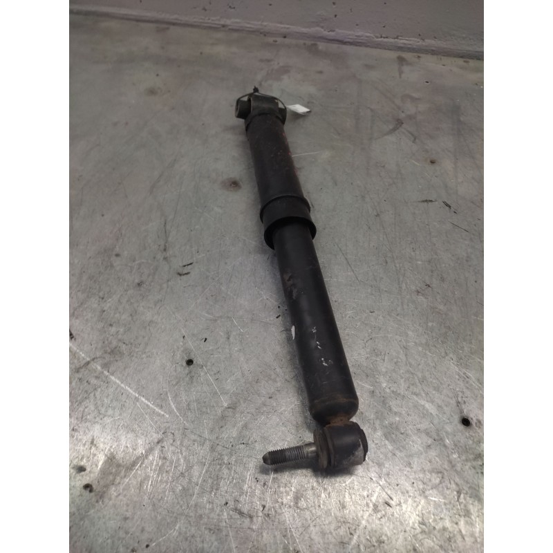 Recambio de amortiguador trasero izquierdo para renault megane ii classic berlina confort authentique referencia OEM IAM 8200312