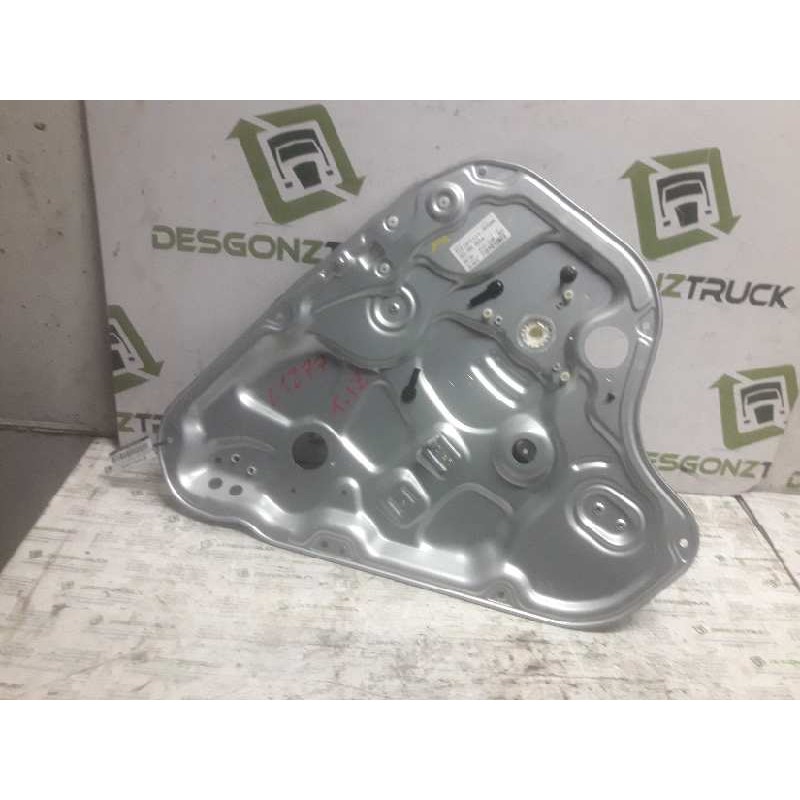 Recambio de elevalunas trasero izquierdo para hyundai i30 referencia OEM IAM 834702R050 814102L000 