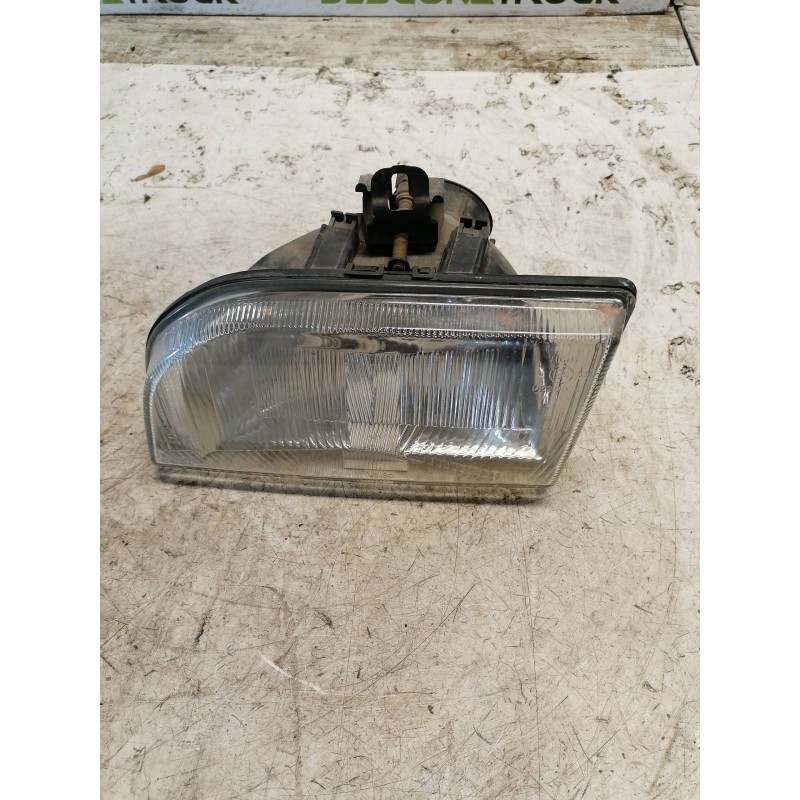 Recambio de faro izquierdo para ford fiesta berl./courier surf referencia OEM IAM   