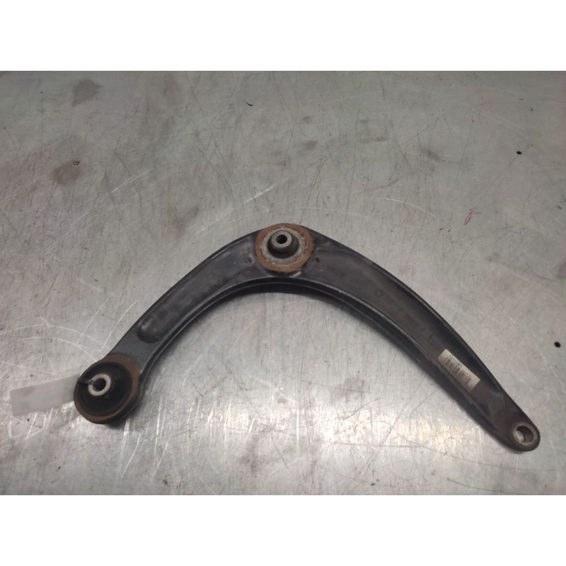 Recambio de brazo suspension inferior delantero derecho para peugeot 3008 i monospace (0u_) 1.6 hdi referencia OEM IAM   