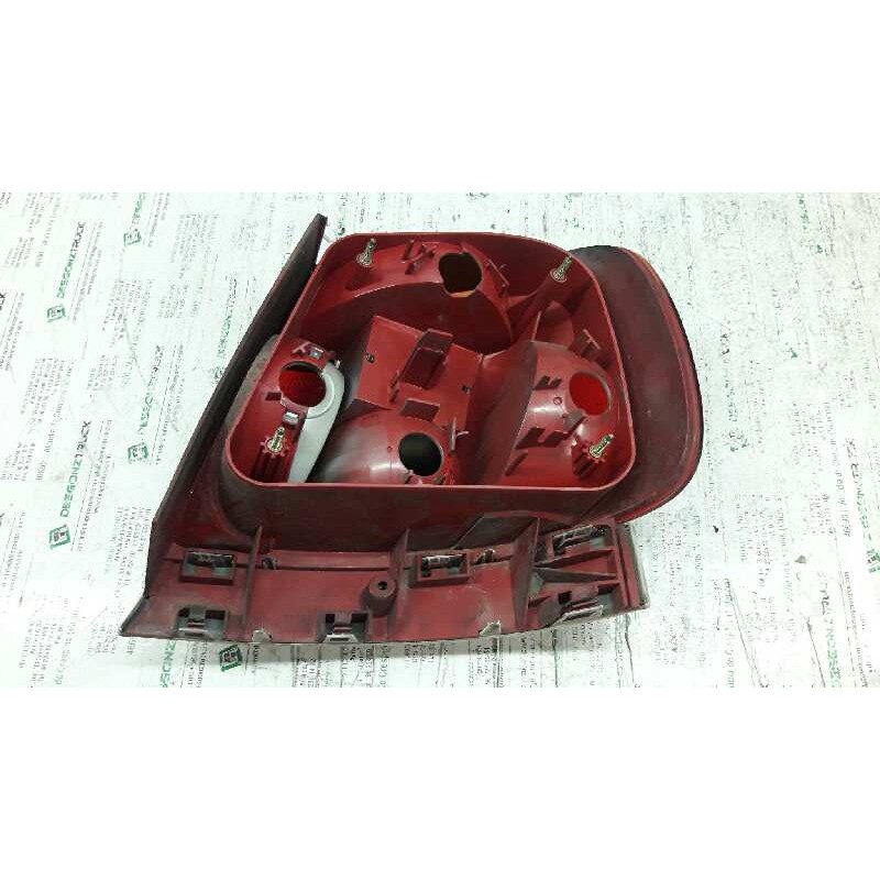 Recambio de piloto trasero izquierdo para audi a4 berlina (b5) 1.9 tdi referencia OEM IAM 2