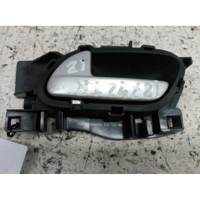 Recambio de maneta interior trasera izquierda para peugeot 207 x-line referencia OEM IAM 96802456VV  