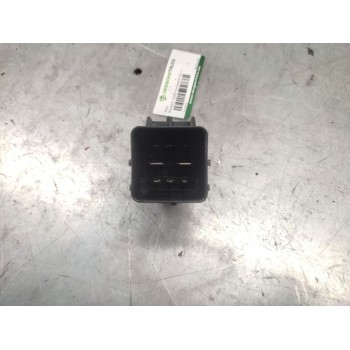 Recambio de rele para peugeot 3008 i monospace (0u_) 1.6 hdi referencia OEM IAM 9802424080  