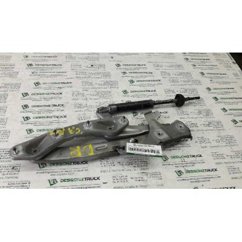 Recambio de bisagra capo derecha para mercedes-benz clase c (w202) berlina 250 diesel (202.125) referencia OEM IAM 2028800228 DE