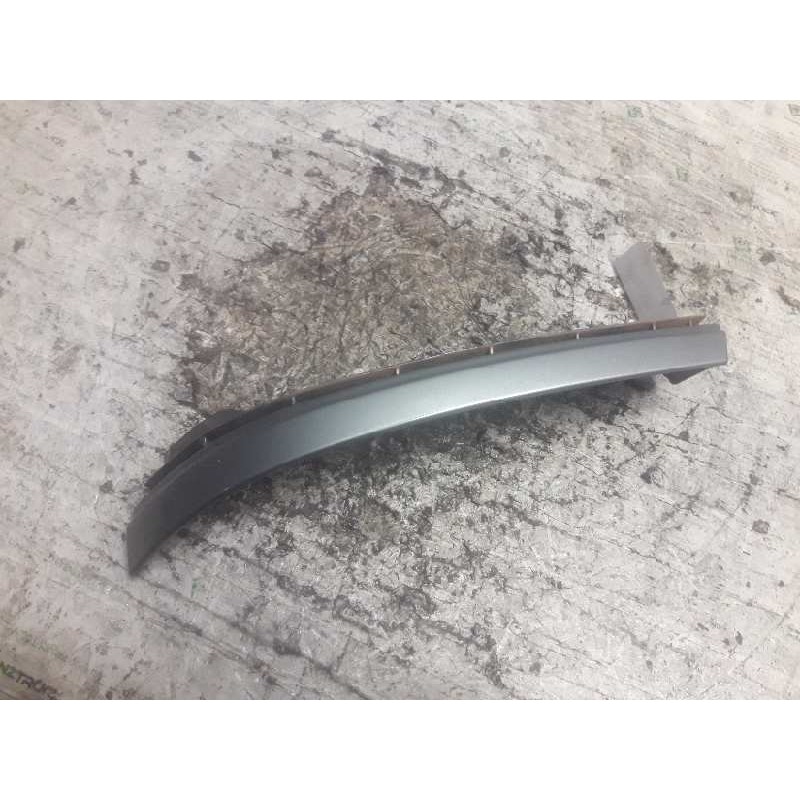 Recambio de moldura para opel zafira a elegance referencia OEM IAM 90580651 BAJO FARO IZQUIERDO 