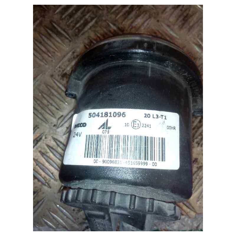Recambio de faro derecho para iveco stralis (as) fsa t / p 4x2 gran espacio referencia OEM IAM 504181096 FARO LARGO ALCANCE FARO 2