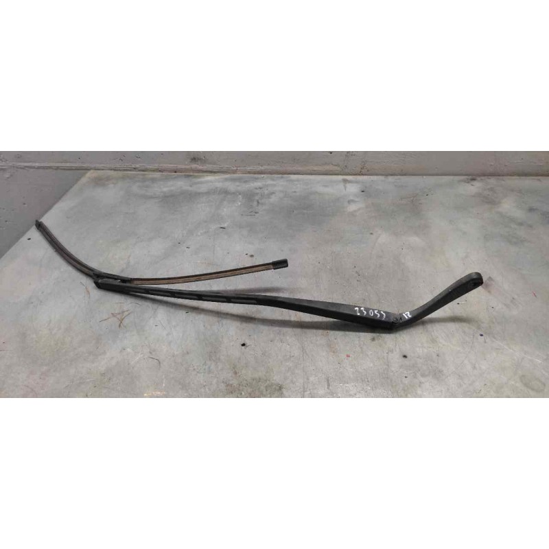 Recambio de brazo limpia delantero izquierdo para peugeot 307 break/sw (s2) sw d-sign referencia OEM IAM   