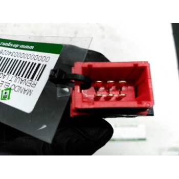 Recambio de mando elevalunas trasero derecho para renault laguna (b56) 1.9 dti referencia OEM IAM 7700417485  