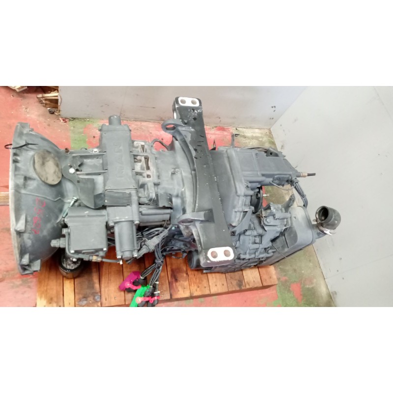 Recambio de caja cambios para man tgx 18 referencia OEM IAM 81320046417  1503292 - Blanco 7