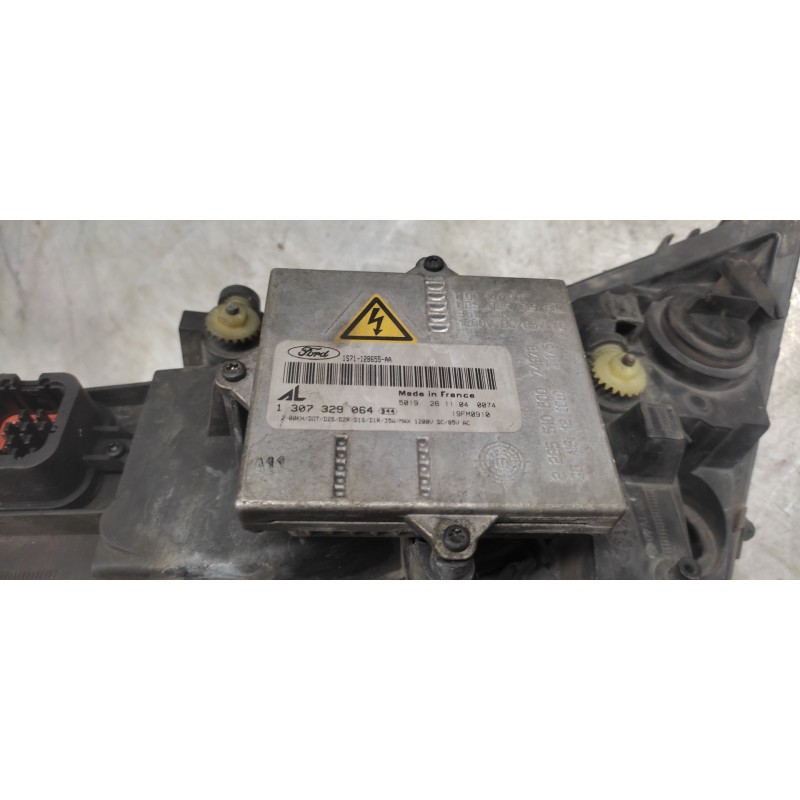 Recambio de faro derecho para ford mondeo berlina (ge) ambiente (06.2003) (d) referencia OEM IAM  XENON 9 PINS 4
