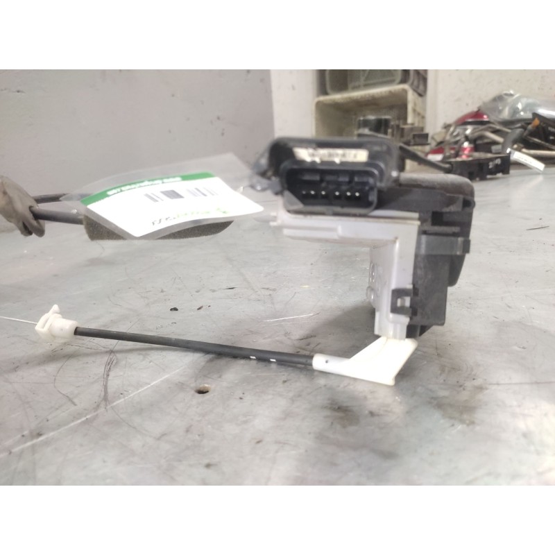 Recambio de cerradura puerta trasera derecha para peugeot 3008 i monospace (0u_) 1.6 hdi referencia OEM IAM A048069 2