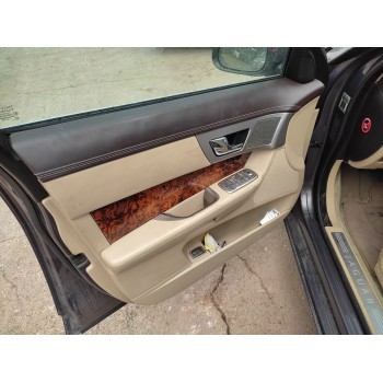 jaguar xf del año 2010