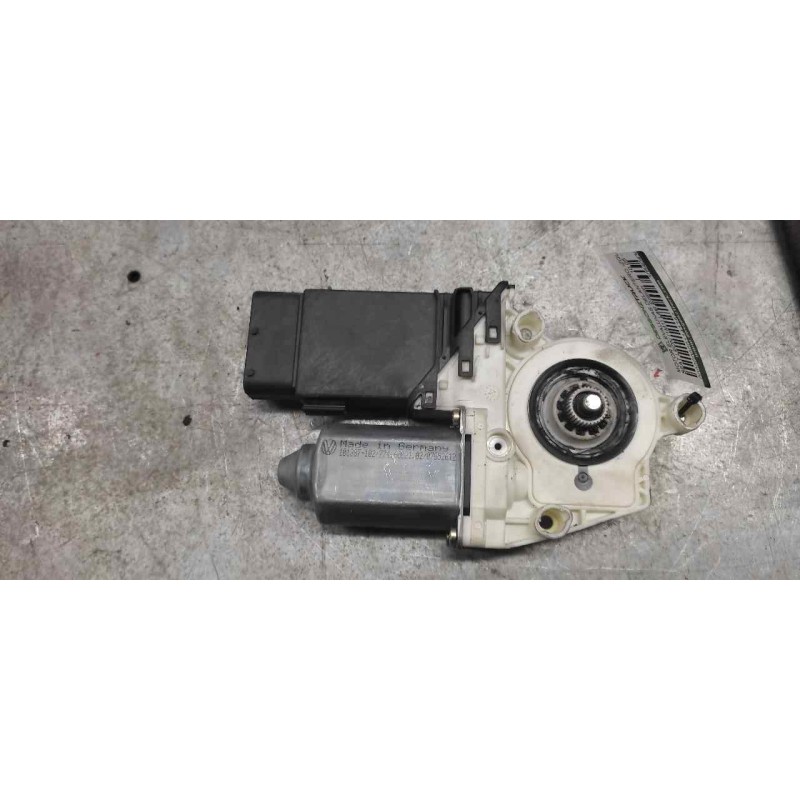 Recambio de motor elevalunas delantero izquierdo para seat leon (1m1) last edition referencia OEM IAM 105404301 29 PINS 