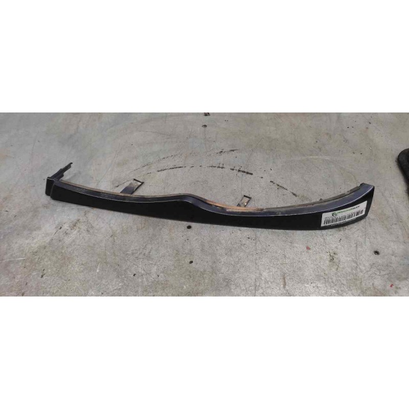 Recambio de moldura para bmw serie 3 berlina (e46) 318d referencia OEM IAM   BAJO FARO DERECHO