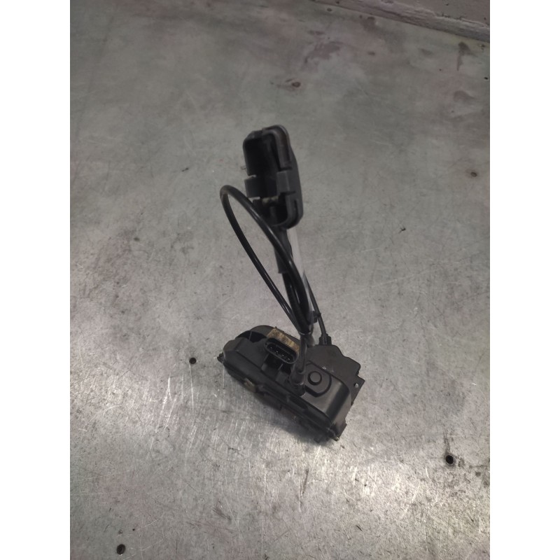 Recambio de cerradura puerta trasera izquierda para renault megane ii classic berlina confort authentique referencia OEM IAM  4 3