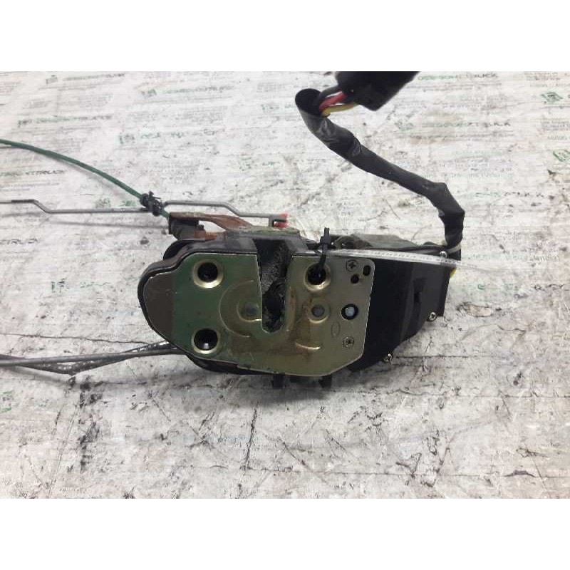 Recambio de cerradura puerta delantera izquierda para kia carnival ii 2.9 cdri executive referencia OEM IAM   