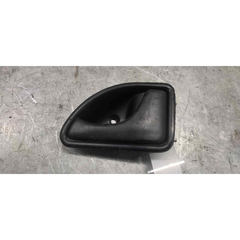 Recambio de maneta interior delantera derecha para renault kangoo (f/kc0) rapid referencia OEM IAM 7700820524  