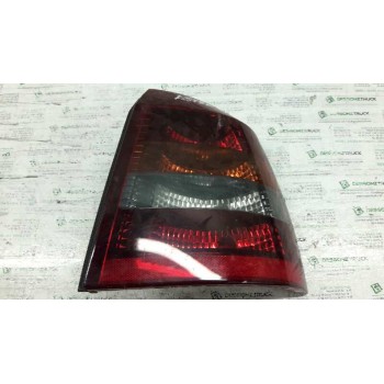 PILOTO TRASERO DERECHO 13117093 