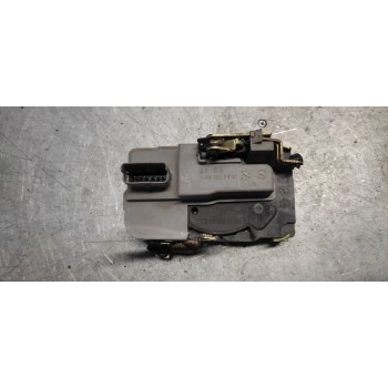 Recambio de cerradura puerta delantera derecha para peugeot 206 berlina xs referencia OEM IAM  6 PINS 