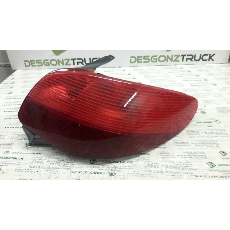 Recambio de piloto trasero derecho para peugeot 206 berlina xr referencia OEM IAM 02606203  