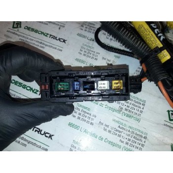 Recambio de pretensor airbag derecho para opel astra h berlina cosmo referencia OEM IAM   