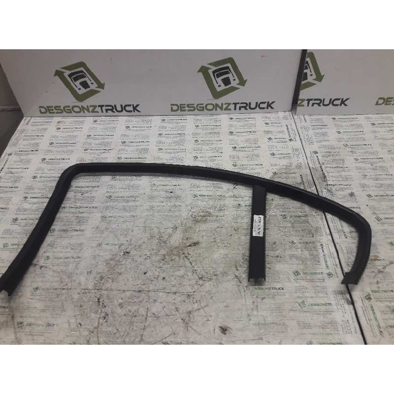 Recambio de gomas contorno puerta para bmw serie 3 berlina (e46) 320d referencia OEM IAM  TRASERA DERECHA 