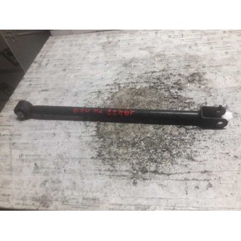BRAZO SUSPENSION SUPERIOR TRASERO DERECHO 