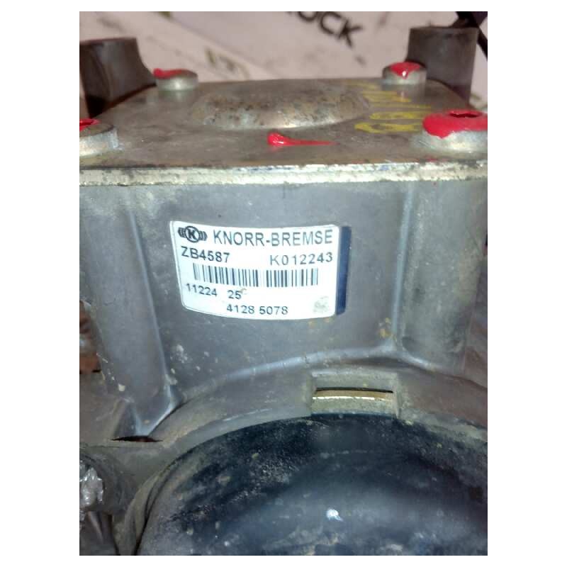Recambio de valvula aire para iveco eurostar (ld) fsa  (ld 440 e 43 4x2) gran espacio referencia OEM IAM LA8126 K012243 VALVULA - Blanco 3