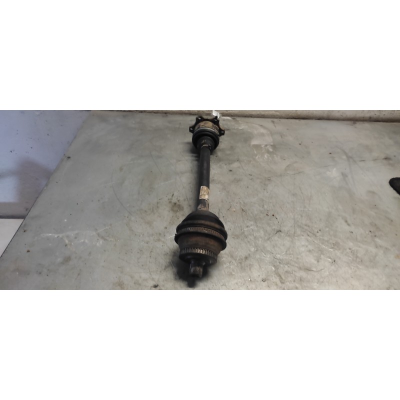 Recambio de transmision delantera derecha para audi a4 avant (b5) 1.9 tdi referencia OEM IAM 8D0407272BQ  