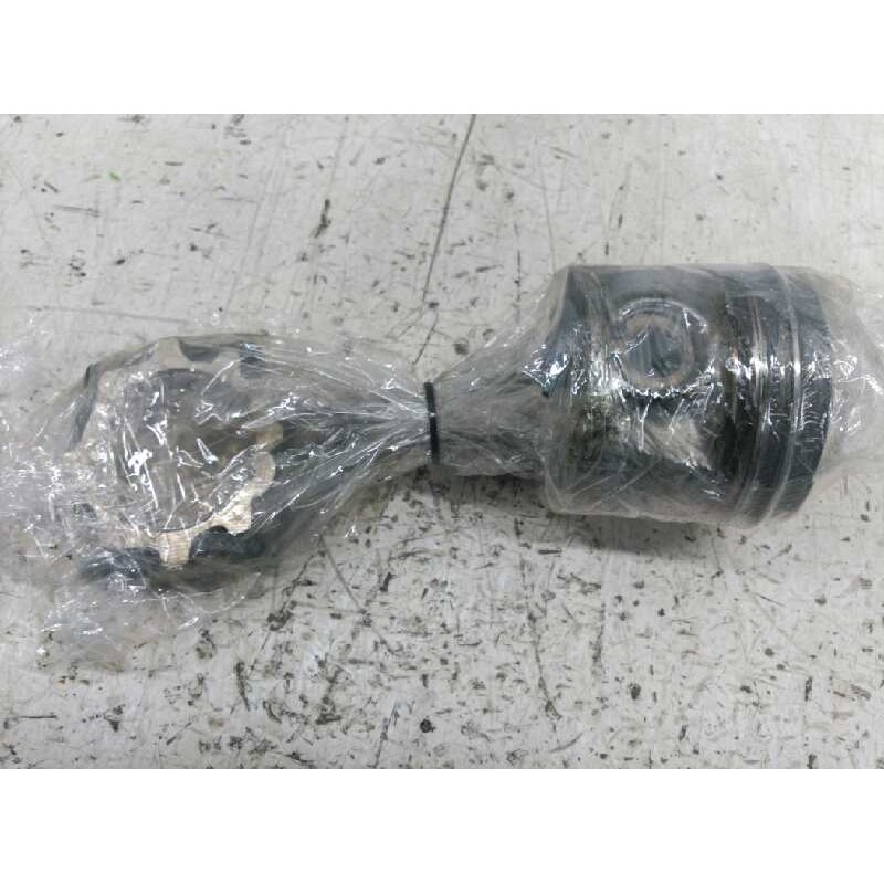 Recambio de piston para nissan almera (n16/e) acenta referencia OEM IAM - Gris 2