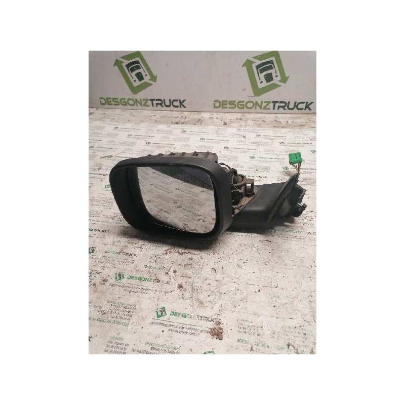 Recambio de retrovisor izquierdo para volvo v70 familiar edition r-design referencia OEM IAM 30716626  