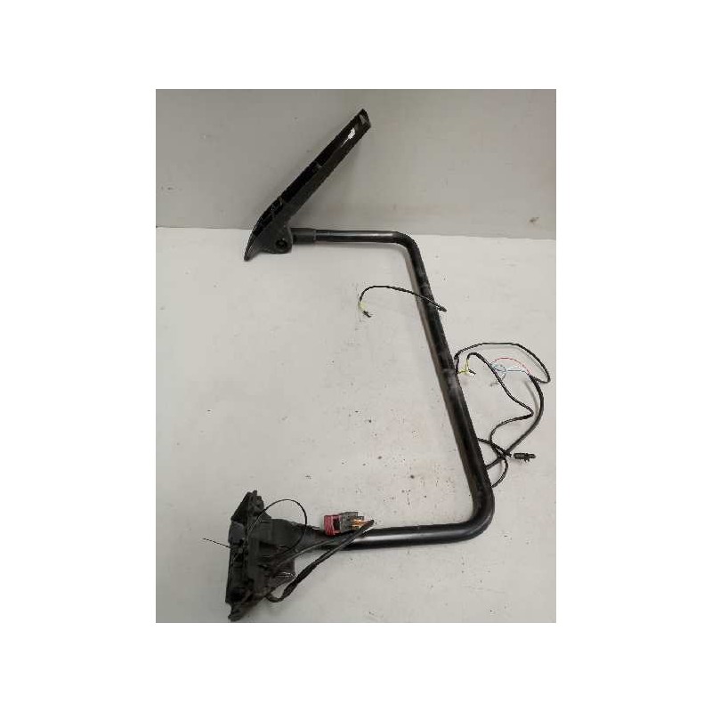 Recambio de brazo retrovisor derecho para renault premium route 2006 fas 4x2 larga distancia referencia OEM IAM   