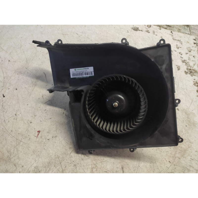 Recambio de ventilador calefaccion para nissan primera berlina (p12) acenta referencia OEM IAM 27200AV603  