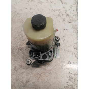 Recambio de bomba direccion para ford focus lim. (cb4) titanium referencia OEM IAM 4M513K514CC 3/2/3 PINS 